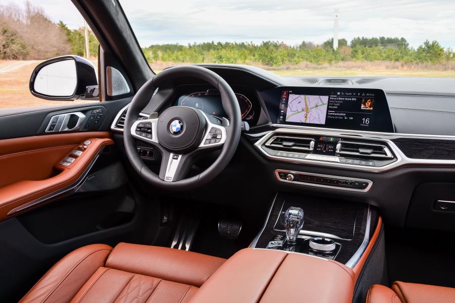 Торпедо BMW X7 xDrive50i M Sport (G07) 2019 года  (NA) (фото 103 из 108)